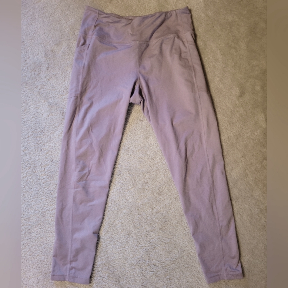 BGBG MaxAzria large leggings
